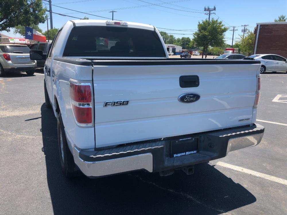 2013 white Ford F-150 FX2 SuperCrew 5.5-ft. Bed 2WD (1FTFW1CF9DF) with an 5.0L V8 engine, 6-Speed Automatic transmission, located at 7512 C F Hawn Fwy, Dallas, TX, 75217, (214) 391-9600, 32.719147, -96.691788 - Photo #3