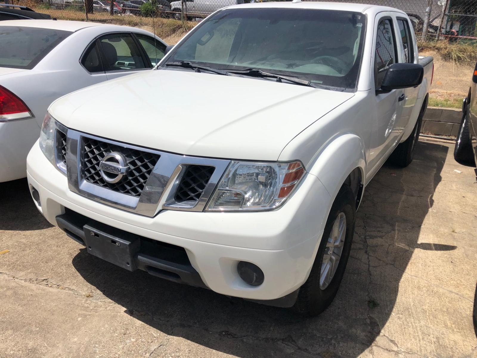 2016 white Nissan Frontier S Crew Cab 5AT 2WD (1N6AD0ER3GN) with an 4.0L V6 DOHC 24V engine, 5A transmission, located at 301 S.first st, garland , TX, 75040, (972) 272-8878, 32.910500, -96.631042 - Photo #1