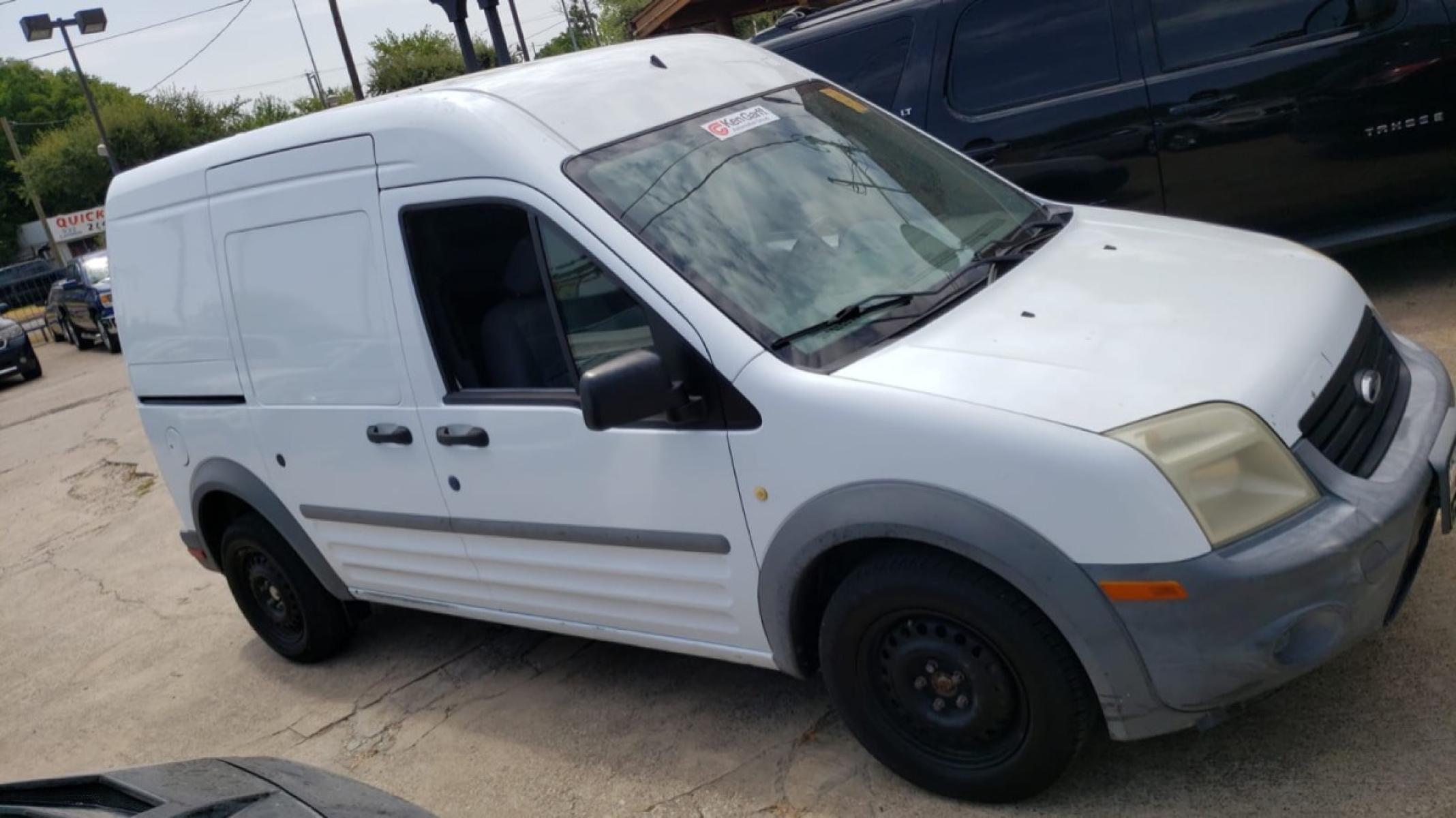 2011 white Ford Transit Connect XL with Rear Door Glass (NM0LS7AN9BT) with an 2.0L L4 DOHC 16V engine, 4-Speed Automatic transmission, located at 301 S.first st, garland , TX, 75040, (972) 272-8878, 32.910500, -96.631042 - Photo #0