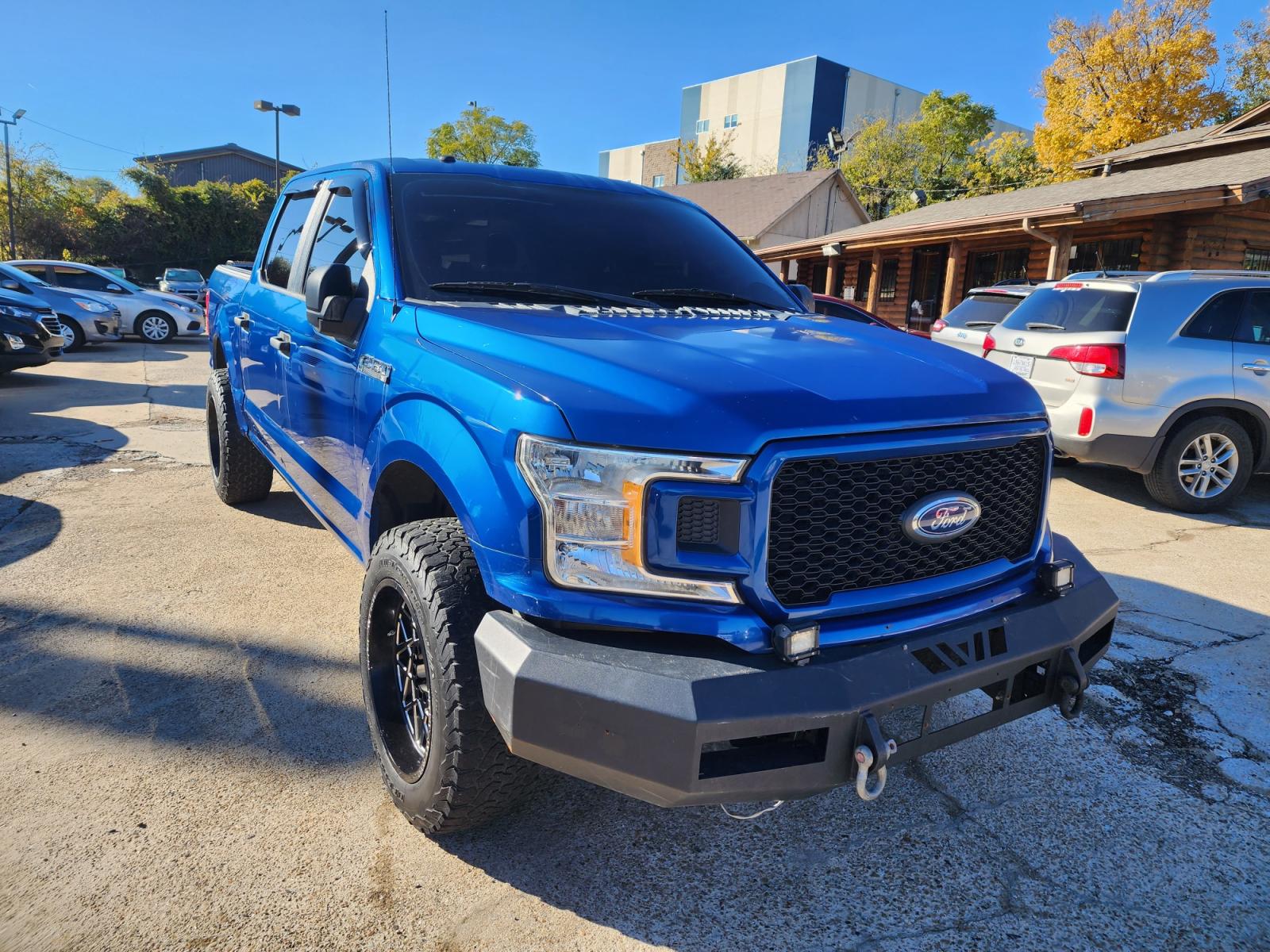 2018 Ford F-150 King-Ranch SuperCrew 5.5-ft. 2WD (1FTEW1E55JF) with an 5.0L V8 OHV 32V engine, 6A transmission, located at 945 E. Jefferson Blvd, Dallas, TX, 75203, (214) 943-7777, 32.752514, -96.811630 - Photo #2