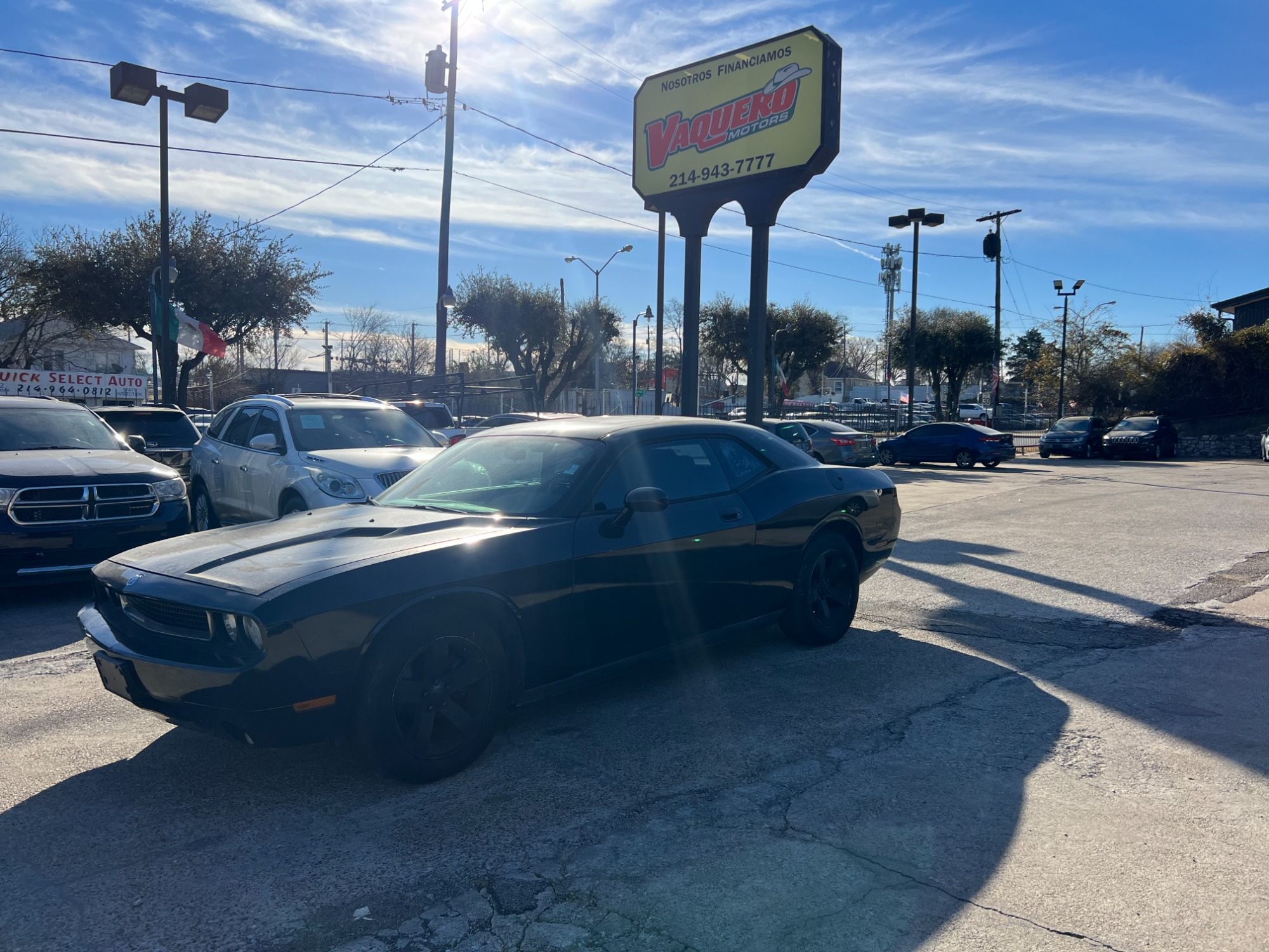 photo of 2009 Dodge Challenger SE