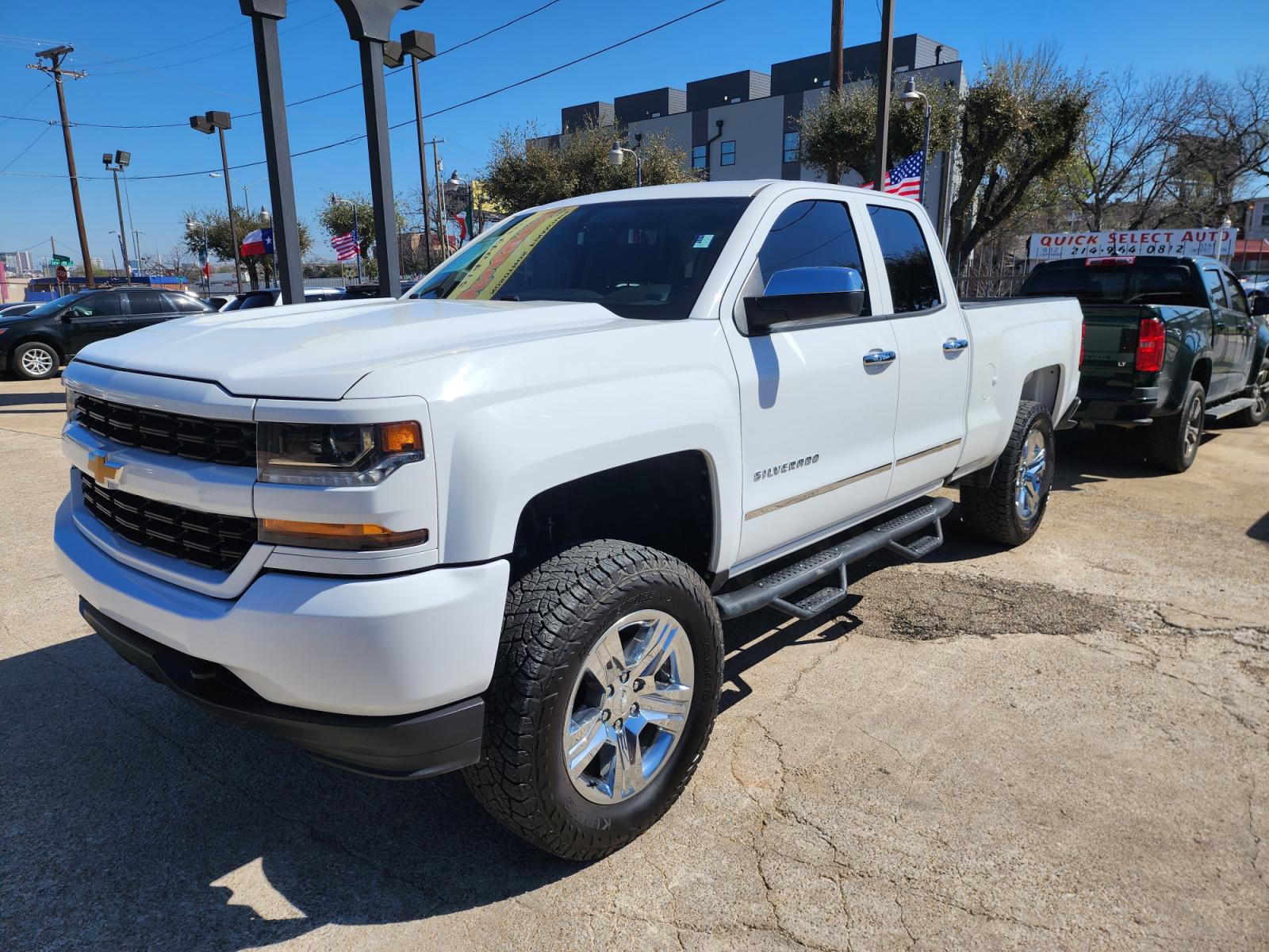 2017 Chevrolet Silverado 1500 Work Truck Double Cab 2WD (1GCRCPEH9HZ) with an 4.3L V6 OHV 12V engine, 6A transmission, located at 945 E. Jefferson Blvd, Dallas, TX, 75203, (214) 943-7777, 32.752514, -96.811630 - Photo #0