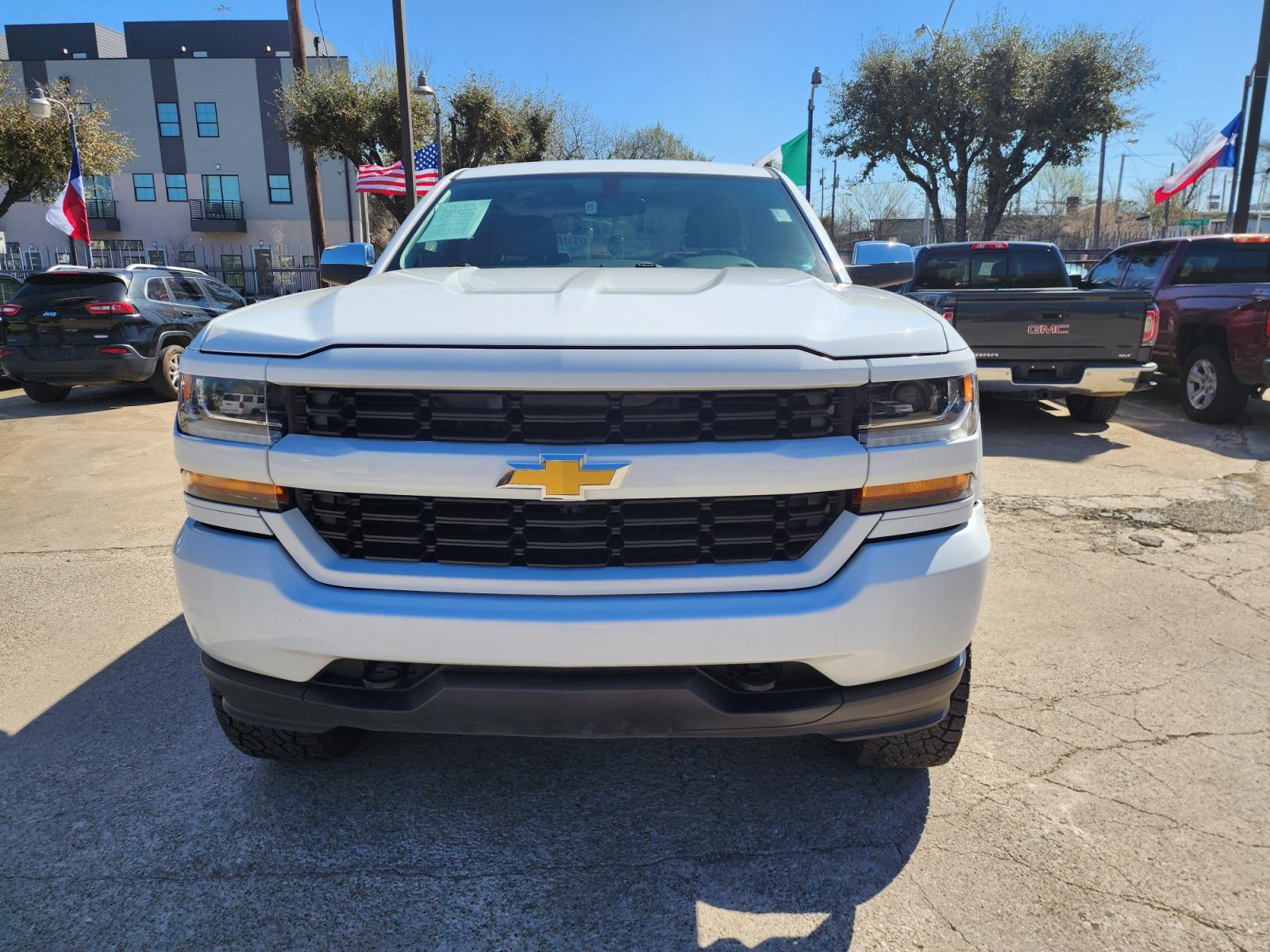 2017 Chevrolet Silverado 1500 Work Truck Double Cab 2WD (1GCRCPEH9HZ) with an 4.3L V6 OHV 12V engine, 6A transmission, located at 945 E. Jefferson Blvd, Dallas, TX, 75203, (214) 943-7777, 32.752514, -96.811630 - Photo #1