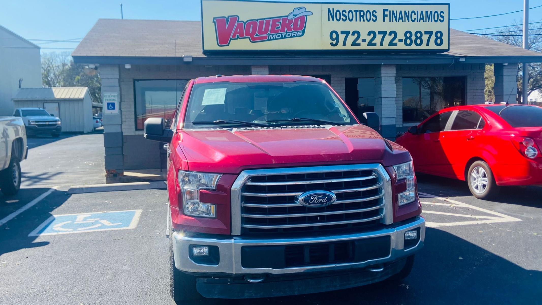 2015 Ford F-150 XL SuperCrew 6.5-ft. Bed 4WD (1FTFW1EG7FF) with an 3.5 V6 engine, 6-Speed Automatic transmission, located at 945 E. Jefferson Blvd, Dallas, TX, 75203, (214) 943-7777, 32.752514, -96.811630 - Photo #1