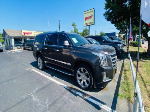 2016 Cadillac Escalade ESV Luxury 4WD