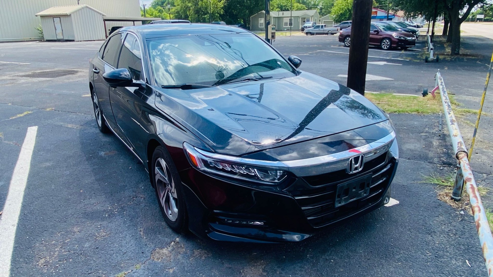 photo of 2018 Honda Accord EX CVT