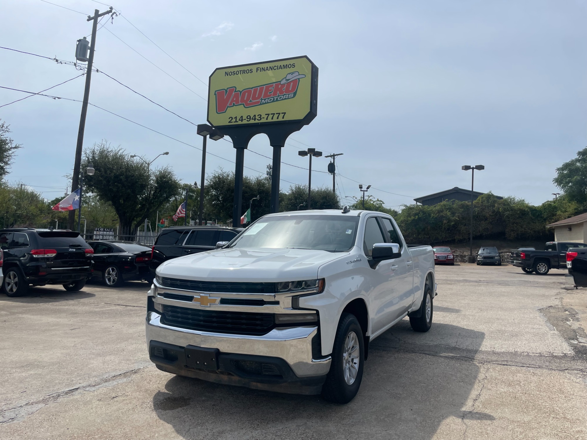 photo of 2020 Chevrolet Silverado 1500 LT Double Cab 2WD