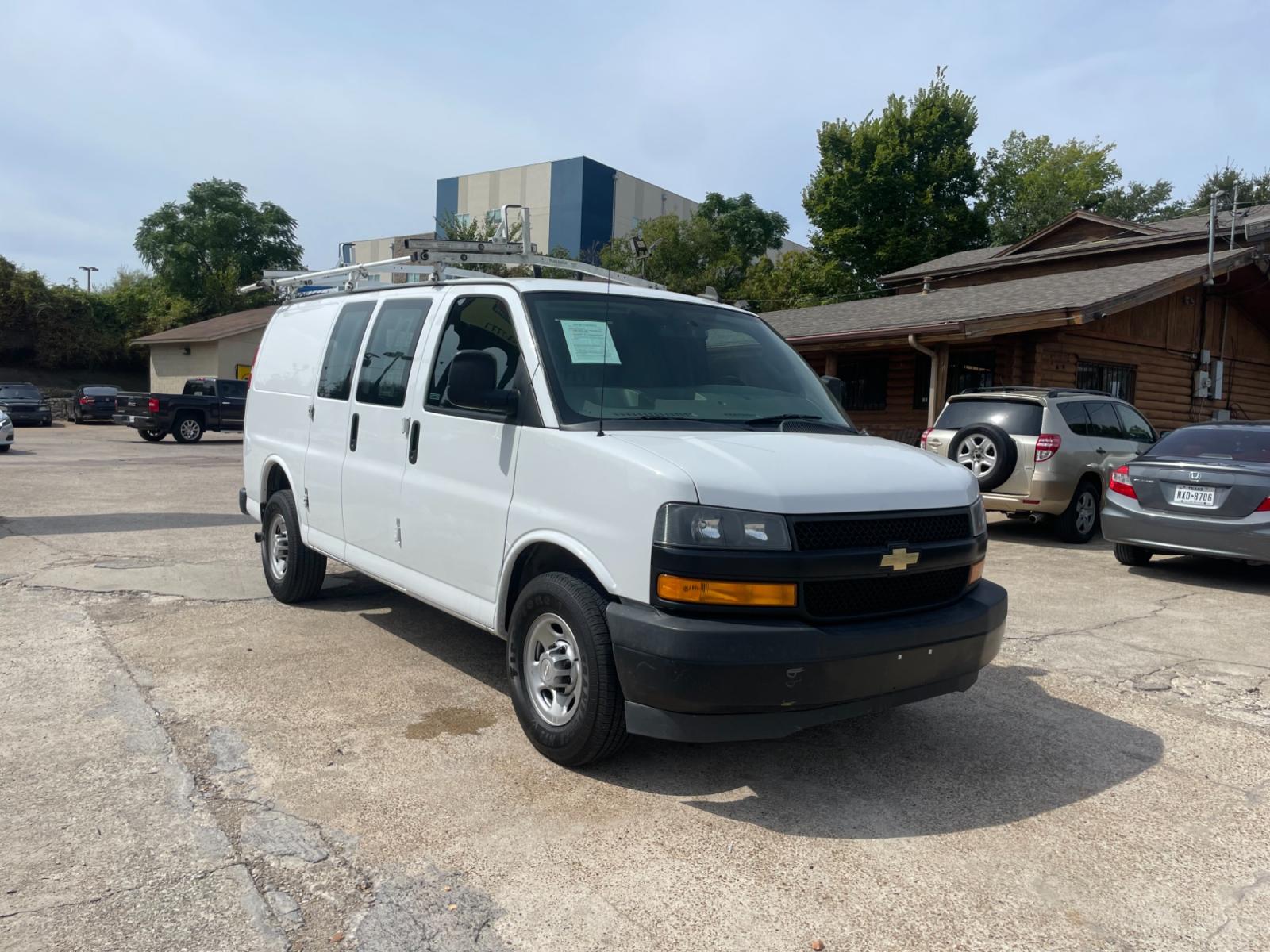 2018 Chevrolet Express 2500 Cargo (1GCWGAFP6J1) with an 4.3L V6 engine, 6A transmission, located at 945 E. Jefferson Blvd, Dallas, TX, 75203, (214) 943-7777, 32.752514, -96.811630 - Photo #3