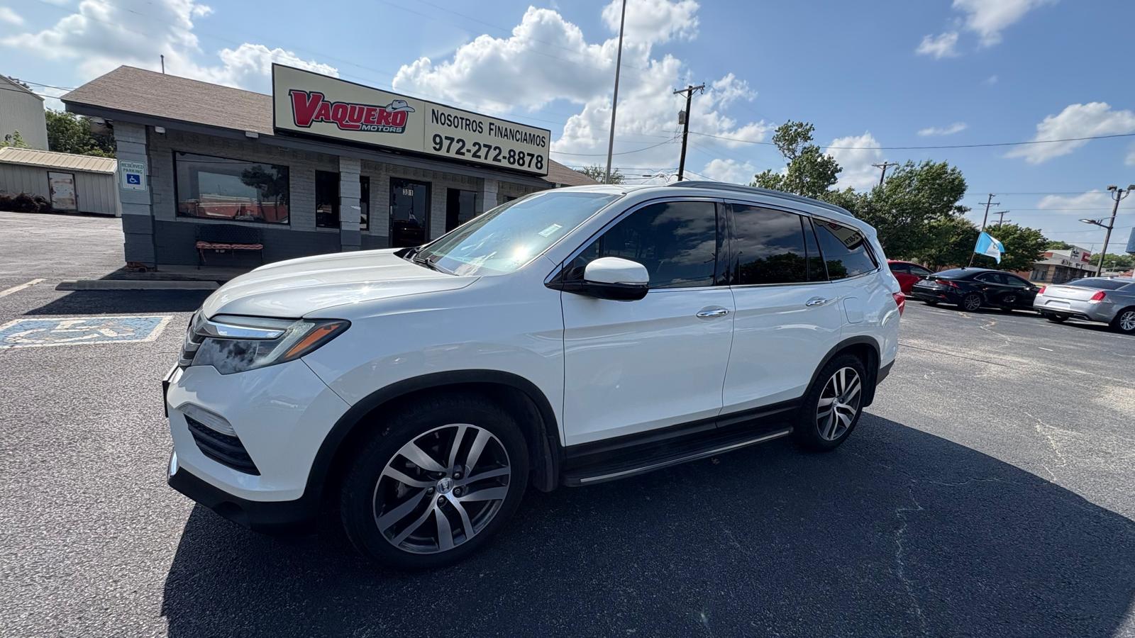 photo of 2016 Honda Pilot Touring 2WD