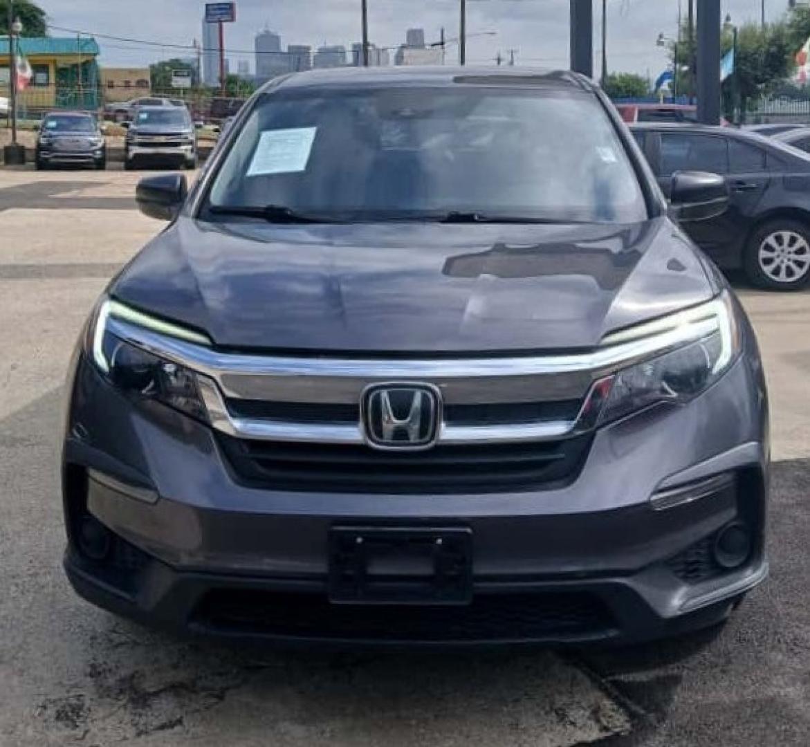 2019 Gray Honda Pilot LX 2WD (5FNYF5H17KB) with an 3.5L V6 SOHC 24V engine, 6A transmission, located at 945 E. Jefferson Blvd, Dallas, TX, 75203, (214) 943-7777, 32.752514, -96.811630 - Photo#1