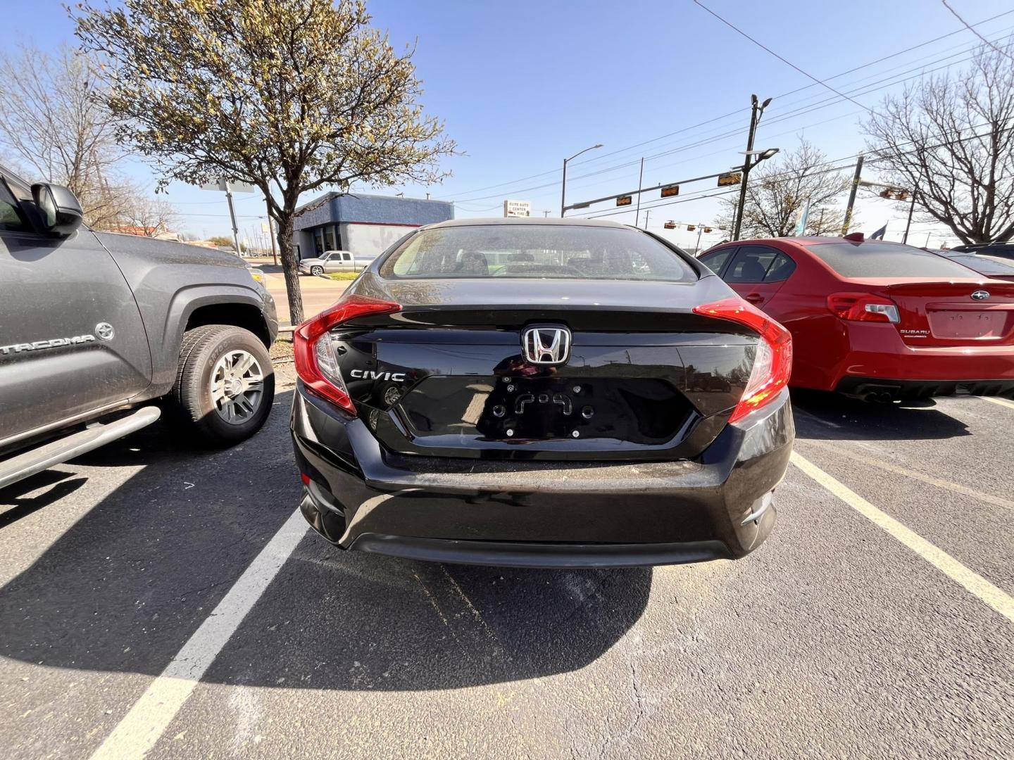 2018 Honda Civic LX Sedan CVT (2HGFC2F52JH) with an 2.0L L4 DOHC 16V engine, CVT transmission, located at 945 E. Jefferson Blvd, Dallas, TX, 75203, (214) 943-7777, 32.752514, -96.811630 - Photo#3