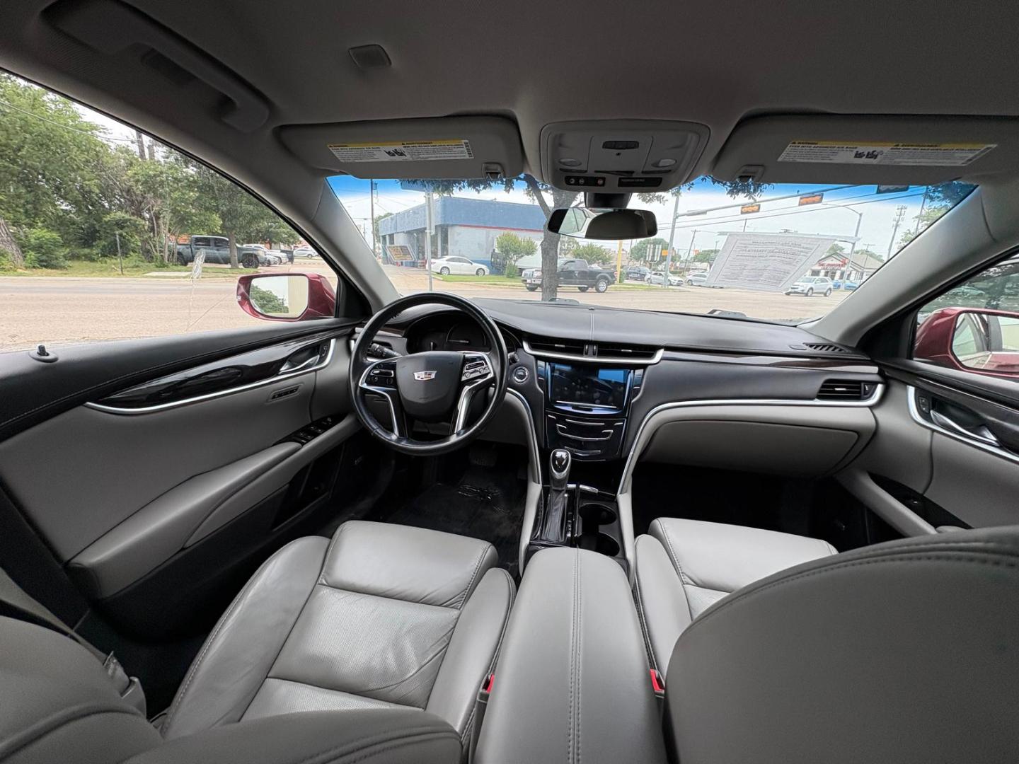 2017 Red Cadillac XTS Luxury FWD (2G61M5S38H9) with an 3.6L V6 DOHC 24V engine, 6A transmission, located at 945 E. Jefferson Blvd, Dallas, TX, 75203, (214) 943-7777, 32.752514, -96.811630 - Photo#4