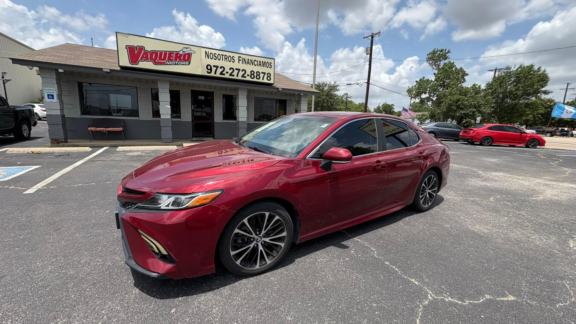 photo of 2018 Toyota Camry LE