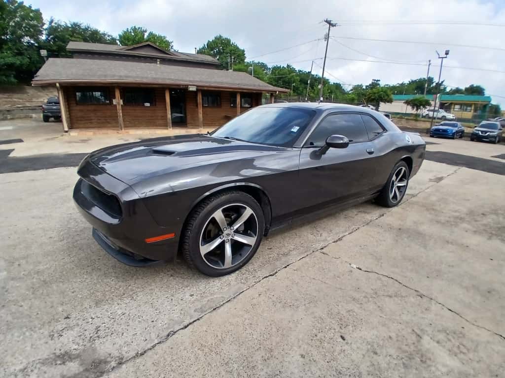 photo of 2019 Dodge Challenger SXT