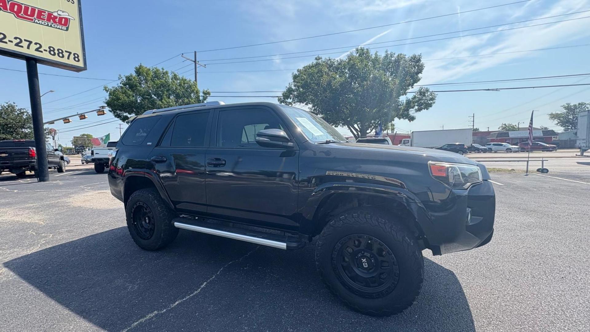 2016 Black Toyota 4Runner SR5 4WD (JTEBU5JR9G5) with an 4.0L V6 DOHC 24V engine, 5A transmission, located at 945 E. Jefferson Blvd, Dallas, TX, 75203, (214) 943-7777, 32.752514, -96.811630 - Photo#2