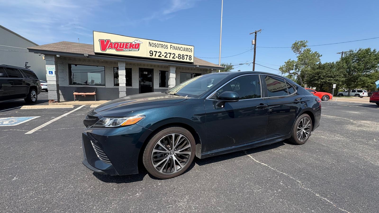 photo of 2019 Toyota Camry LE